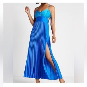 😲Classy and Sexy Blue Maxi dress